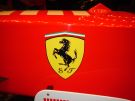 Ferrari F2002 - logo på siden
